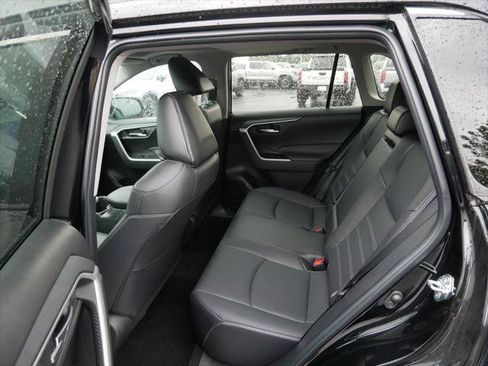 Certified 2023 Toyota RAV4 XLE Premium AWD/4WD image 11