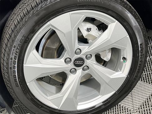 Used 2024 Audi Q5 2.0T Premium Plus image 32