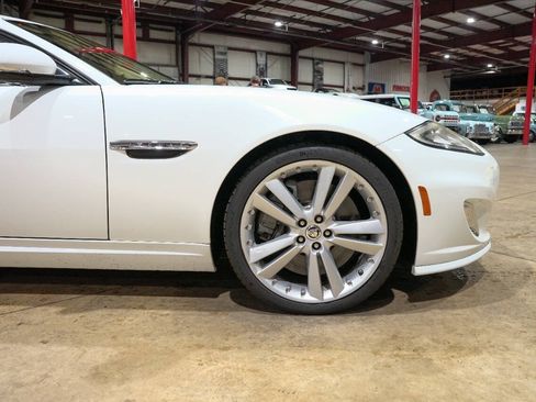 Used 2014 Jaguar XKR R RWD image 11