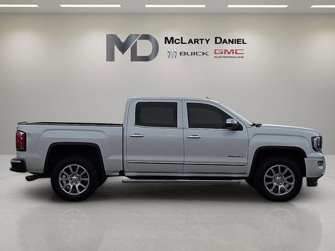 Used 2018 GMC Sierra 1500 Denali image 6