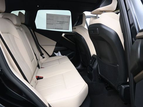 Used 2025 BMW X3 xDrive30i w/ Premium Package image 22