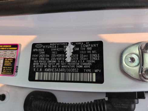 Used 2024 Hyundai Kona Limited FWD image 34