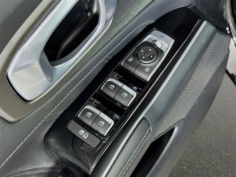 Certified 2023 Kia Sorento SX image 20