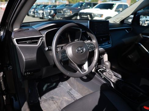 Used 2024 Toyota Corolla Cross XLE w/ Convenience Package AWD/4WD image 14
