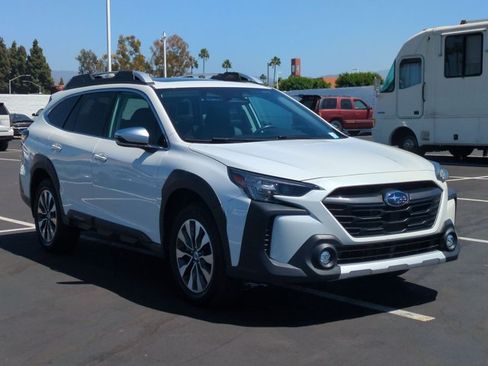 Used 2024 Subaru Outback Touring XT AWD/4WD image 3