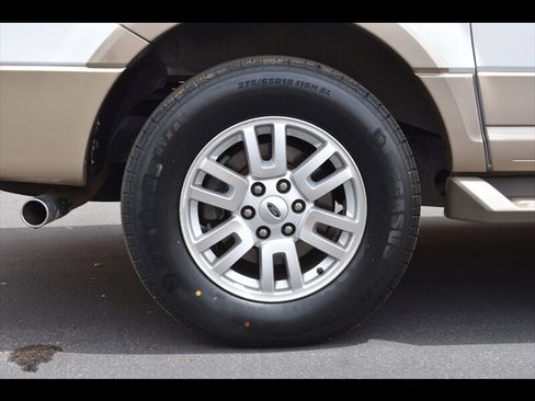 Used 2013 Ford Expedition EL XLT image 42