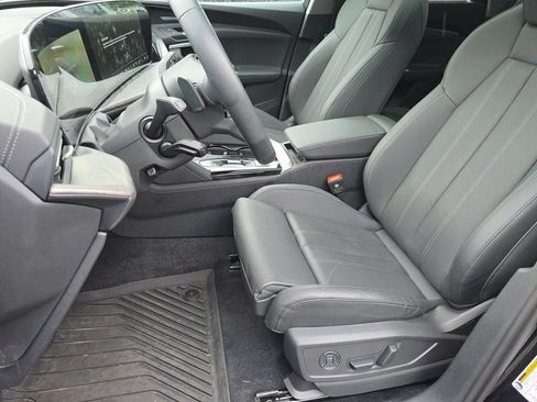 Certified 2025 Audi Q5 Premium w/ Premium Plus AWD/4WD image 24
