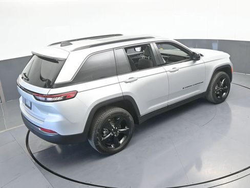 New 2026 Jeep Grand Cherokee Limited w/ Limited Altitude Package RWD image 46