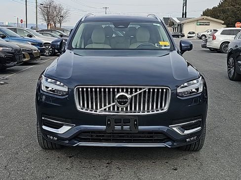 Used 2023 Volvo XC90 B6 Plus w/ Protection Package Premier image 16