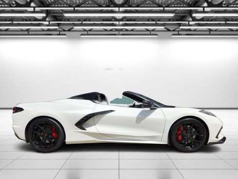 Used 2022 Chevrolet Corvette Stingray Premium Conv w/ Z51 Performance Package RWD image 6