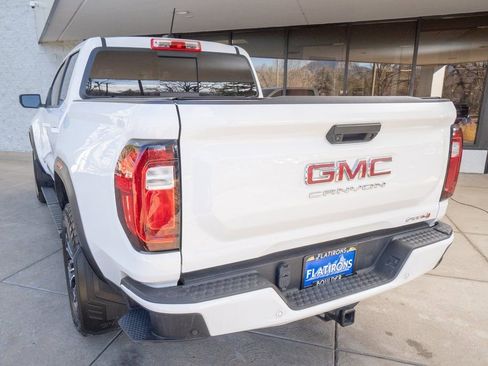 Used 2023 GMC Canyon AT4 w/ AT4 Premium Package image 5