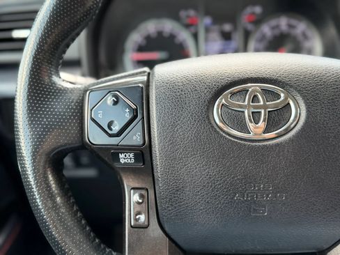 Used 2023 Toyota 4Runner TRD Off-Road Premium w/ Off Road Premium Plus Package AWD/4WD image 32