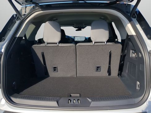 New 2026 Ford Explorer Active w/ Active Comfort Package image 42