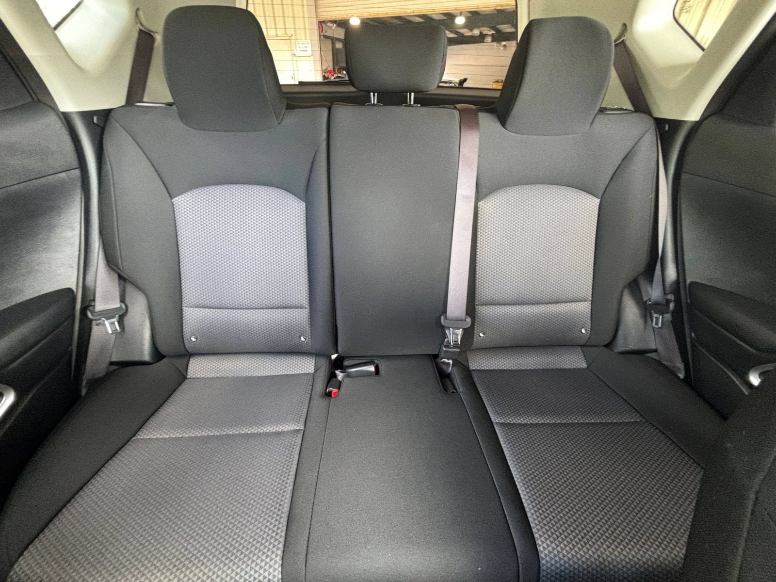 Used 2025 Kia Soul LX w/ LX Technology Package FWD image 35