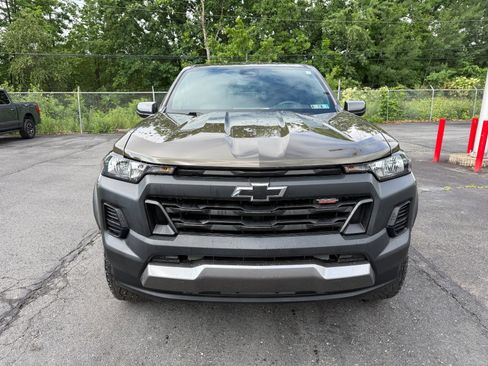 Used 2025 Chevrolet Colorado Trail Boss AWD/4WD image 8