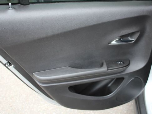 Used 2014 Chevrolet Volt Premium w/ Premium Trim Package FWD image 18