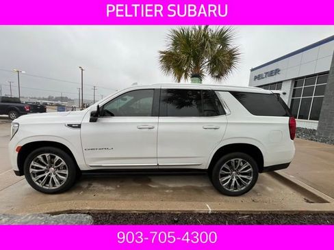 Used 2021 GMC Yukon Denali w/ Denali Premium Package image 5