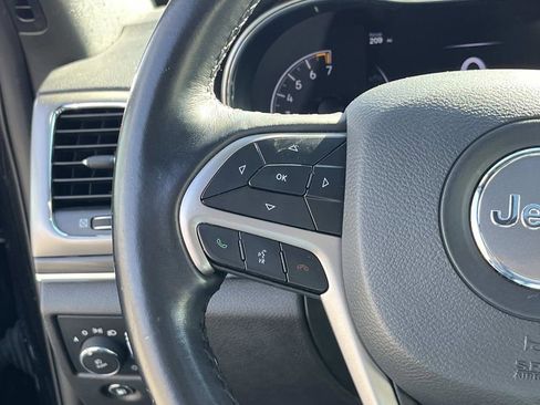 Used 2019 Jeep Grand Cherokee Limited w/ Trailer Tow Group IV image 30