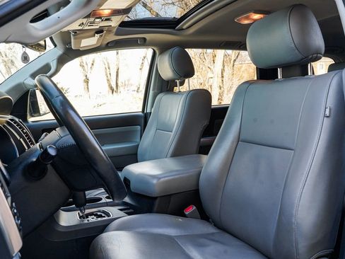 Used 2020 Toyota Sequoia SR5 w/ Premium Package image 15