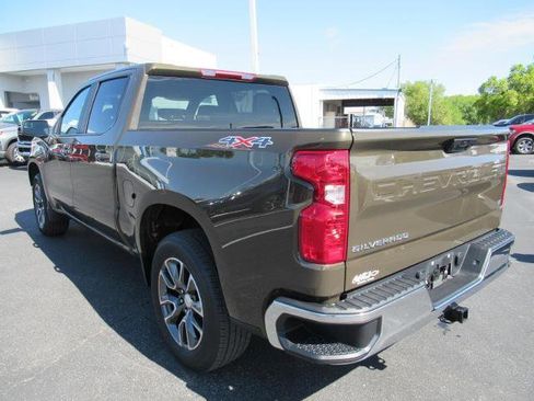 Certified 2024 Chevrolet Silverado 1500 LT AWD/4WD image 7