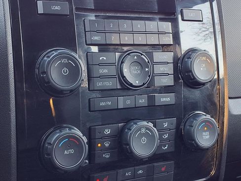 Used 2012 Ford Escape Limited image 12