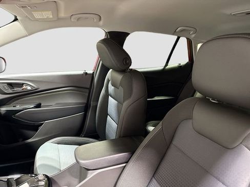 New 2026 Chevrolet Trax LT w/ Driver Confidence Package FWD image 23
