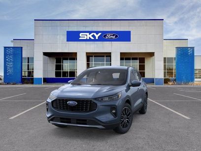 New 2025 Ford Escape SE w/ PHEV Premium Package