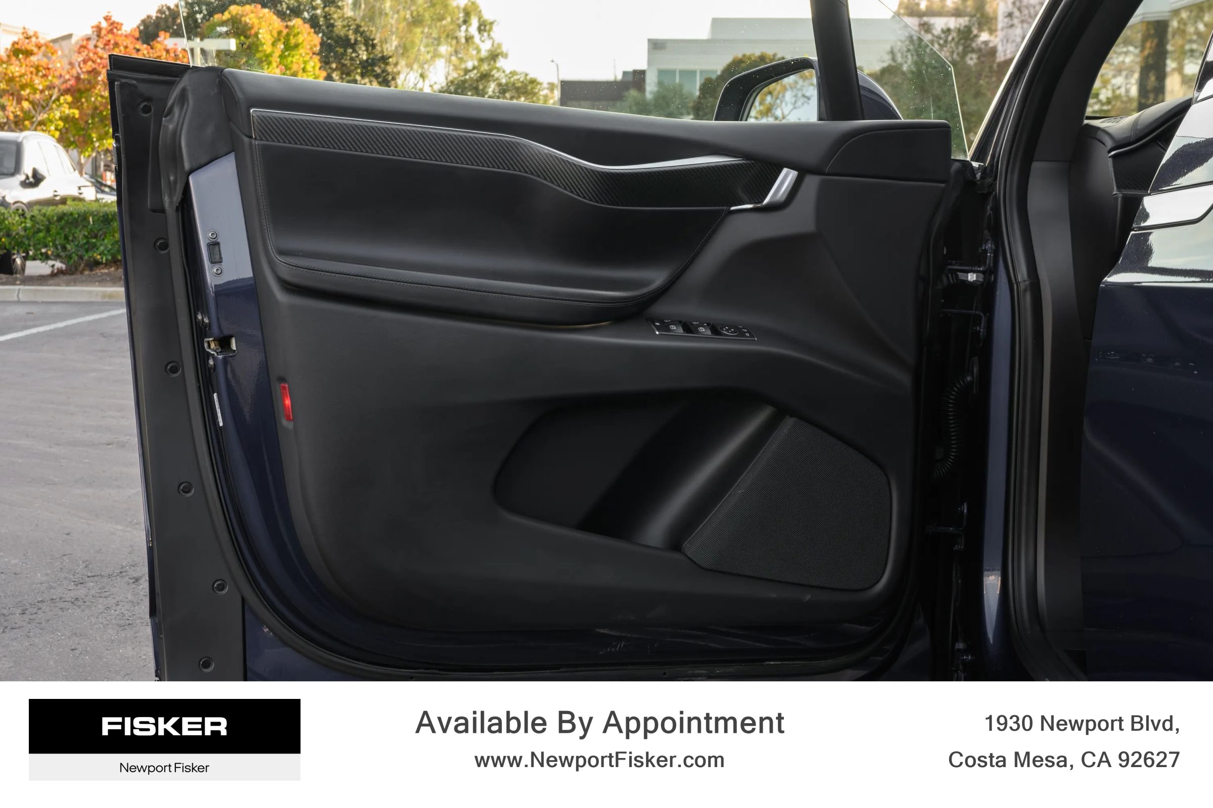 Used 2018 Tesla Model X 75D AWD/4WD image 11