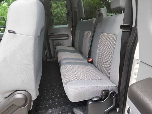 Used 2016 Ford F250 XL w/ Power Equipment Group AWD/4WD image 29