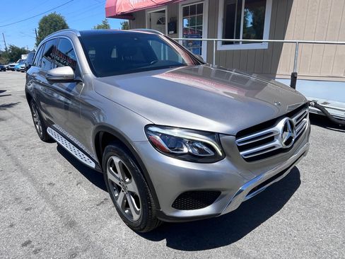 Used 2019 Mercedes-Benz GLC 300 image 1