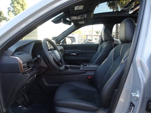 New 2026 Toyota Grand Highlander Limited image 10