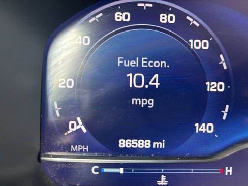 Used 2024 Chevrolet Silverado 3500 LT w/ Convenience Package image 28