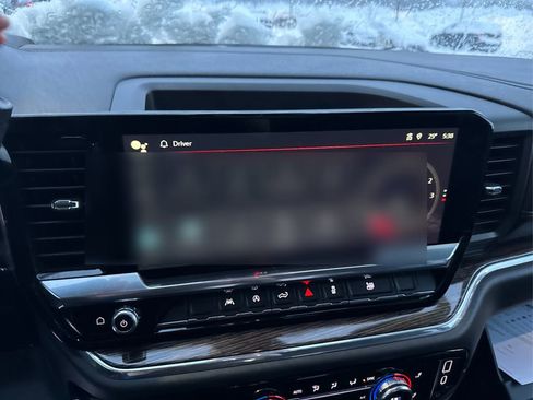 Used 2023 GMC Sierra 1500 Elevation image 14