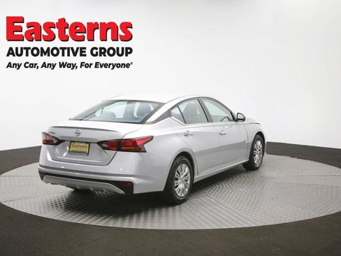 Used 2023 Nissan Altima 2.5 S FWD image 38