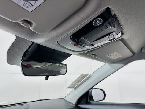 Used 2024 Kia Seltos S FWD image 18