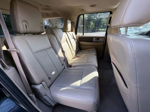 Used 2014 Ford Expedition XLT w/ Equipment Group 202A image 21