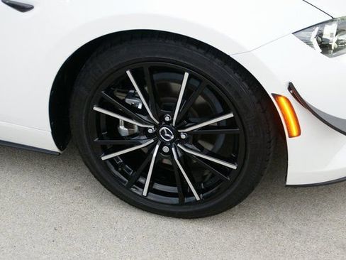 Used 2024 MAZDA MX-5 Miata Grand Touring w/ Weather Package image 10