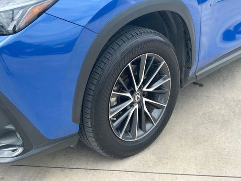 Used 2023 Lexus NX 350h AWD w/ Vision Package image 9