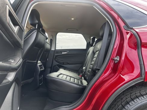 Certified 2022 Ford Edge SEL w/ Convenience Package image 19