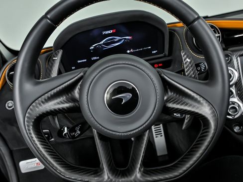 Used 2023 McLaren 720S Spider RWD image 29