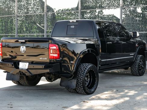 Used 2019 RAM 3500 Limited image 8