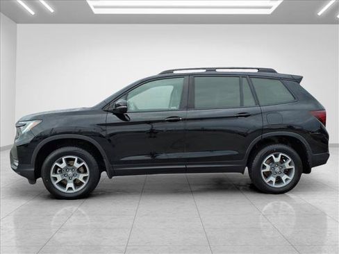 Used 2023 Honda Passport TrailSport image 7