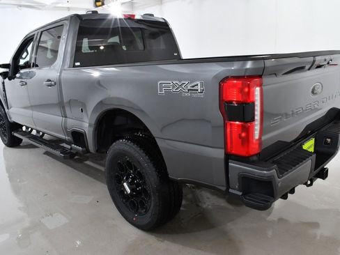New 2026 Ford F350 Lariat w/ Black Appearance Package image 15