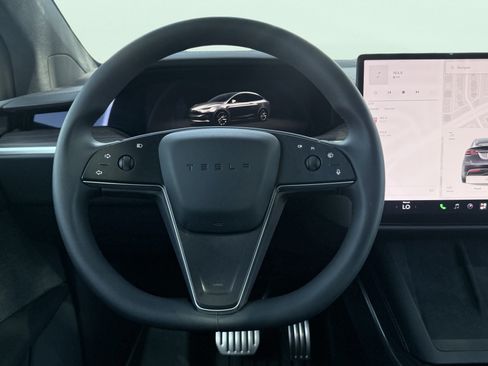 Used 2025 Tesla Model X AWD/4WD image 63