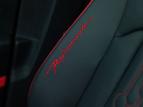 Used 2024 Lamborghini Urus Performante image 8