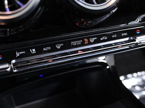 Used 2022 Mercedes-Benz A 220 4MATIC image 17