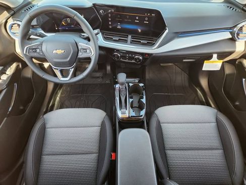 New 2026 Chevrolet Trax LT w/ Driver Confidence Package FWD image 19
