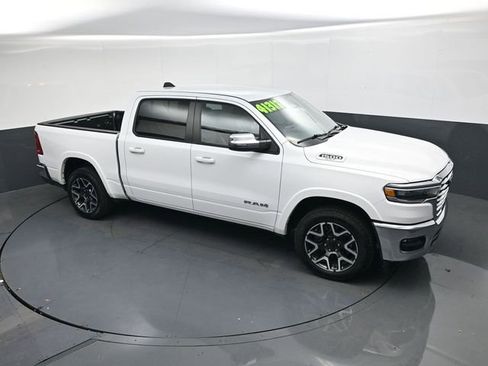 Used 2025 RAM 1500 Laramie image 24