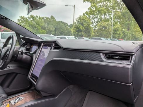 Used 2020 Tesla Model X Long Range AWD/4WD image 37