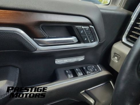 Used 2024 GMC Sierra 1500 Denali AWD/4WD image 11